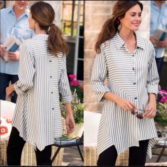 Soft Surroundings Standout Coral Button Tunic - Picture 2 of 8